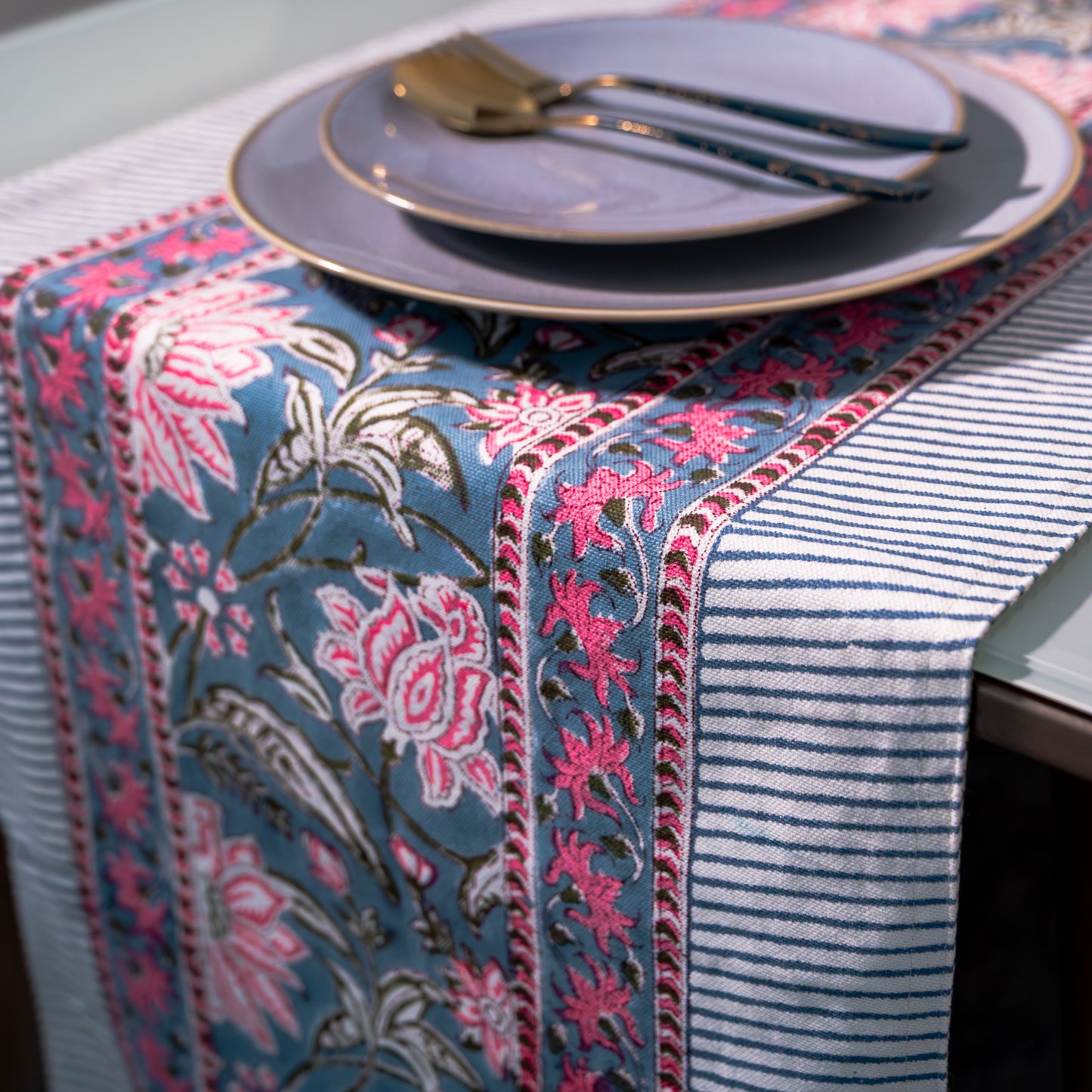Crimson & Clover Table Runner