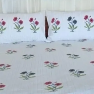 Flowering Poppy Bedsheet