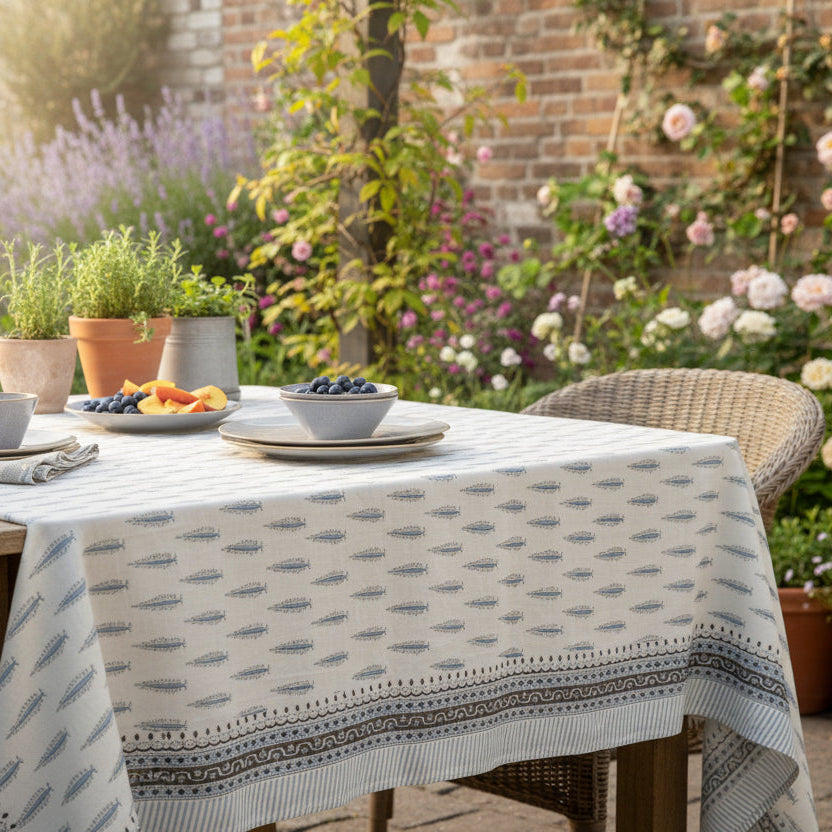 Frosted Wonder Table Cloth